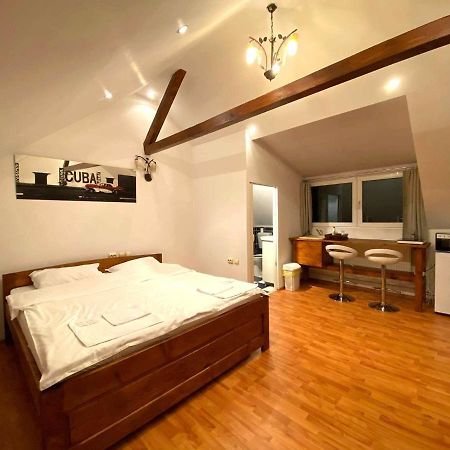 Arina'S Apartments Braşov Eksteriør billede