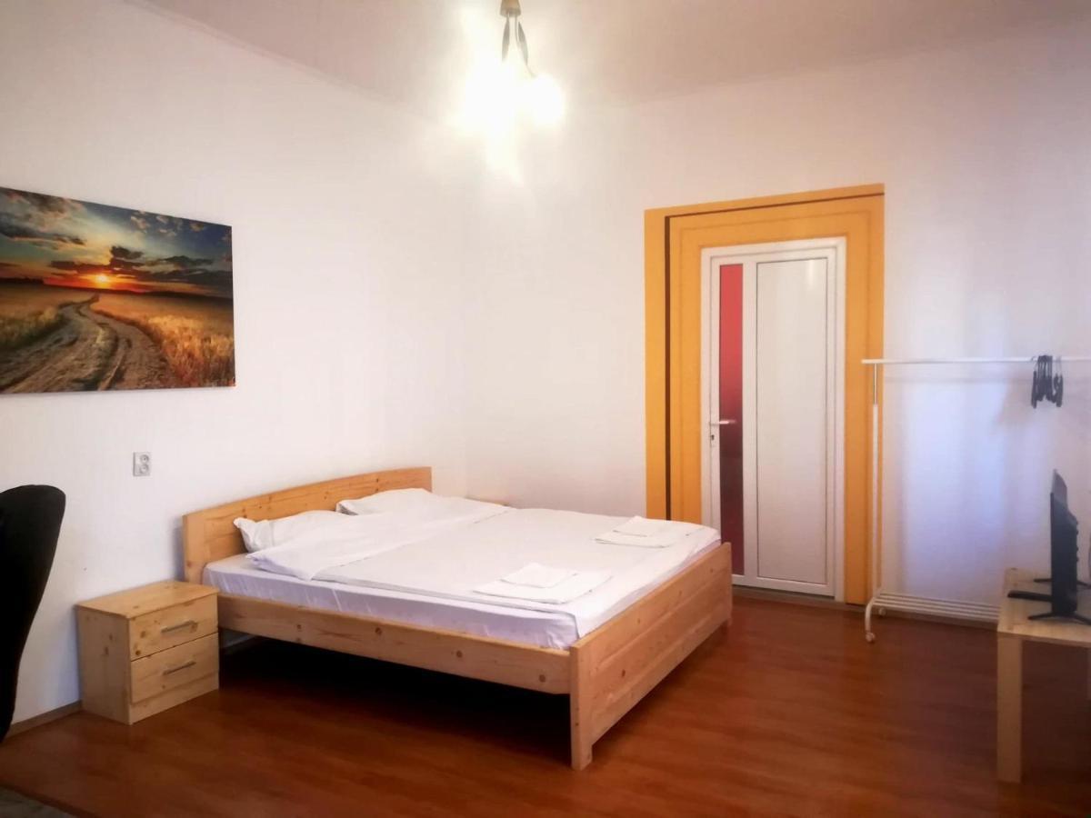 Arina'S Apartments Braşov Eksteriør billede